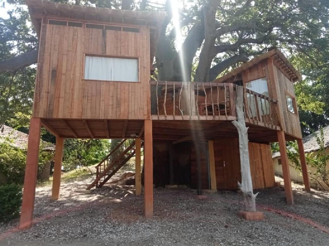 Les Collines De Niassam Villa Palmarin Bagian luar foto