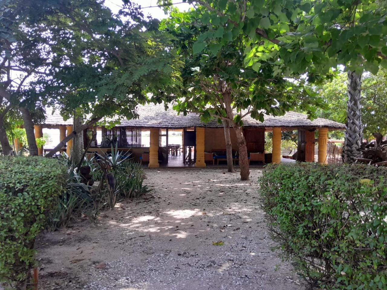 Les Collines De Niassam Villa Palmarin Bagian luar foto
