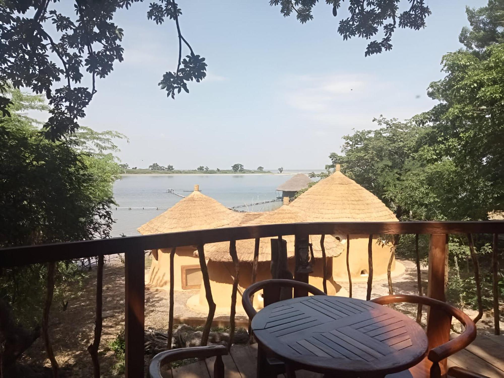 Les Collines De Niassam Villa Palmarin Bagian luar foto