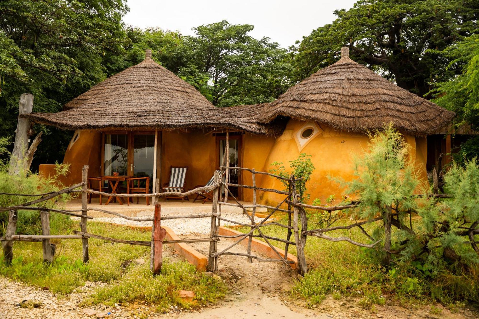 Les Collines De Niassam Villa Palmarin Bagian luar foto